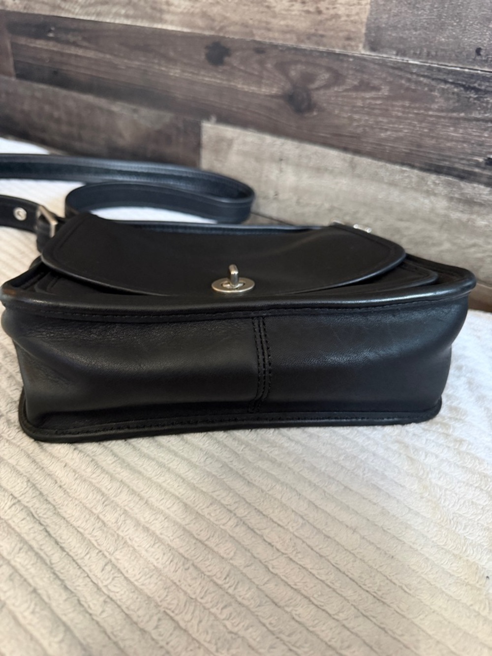 Coach Black Leather Turn-Lock Crossbody Bag - Picture 5 of 14